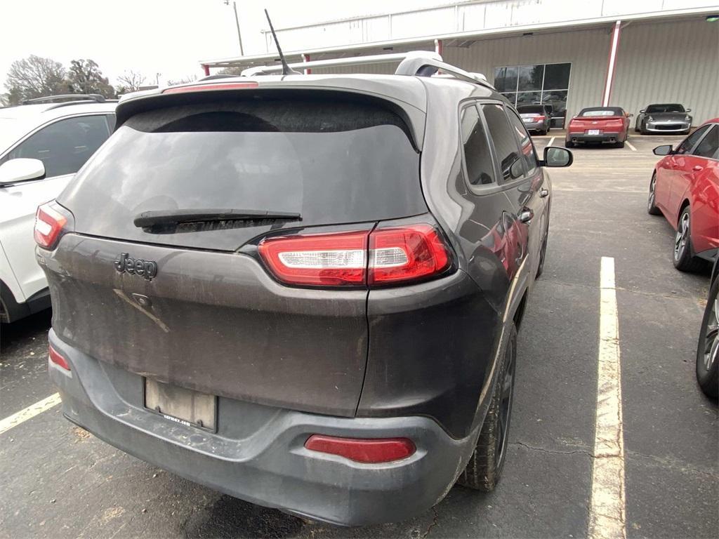 used 2018 Jeep Cherokee car, priced at $12,900