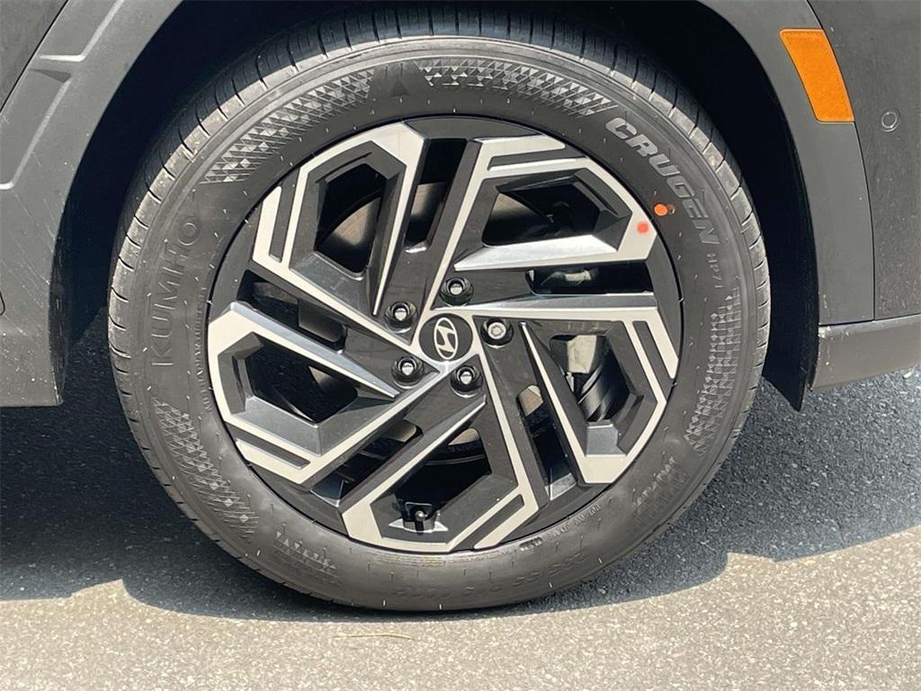 new 2025 Hyundai Tucson car, priced at $39,944