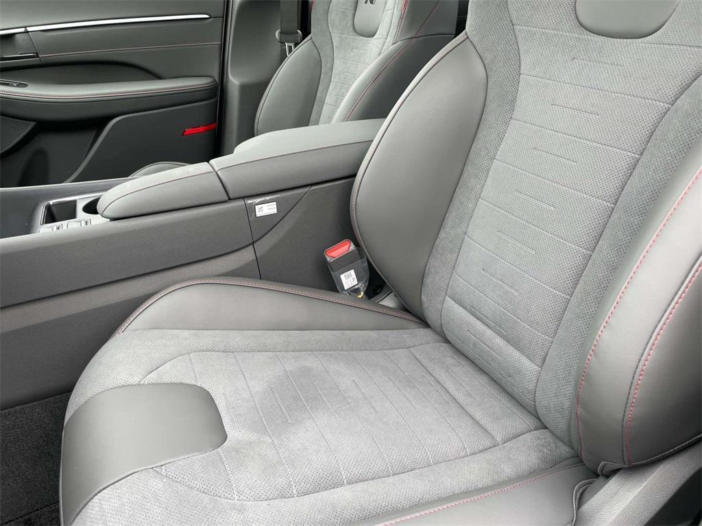 new 2025 Hyundai Sonata car, priced at $35,904