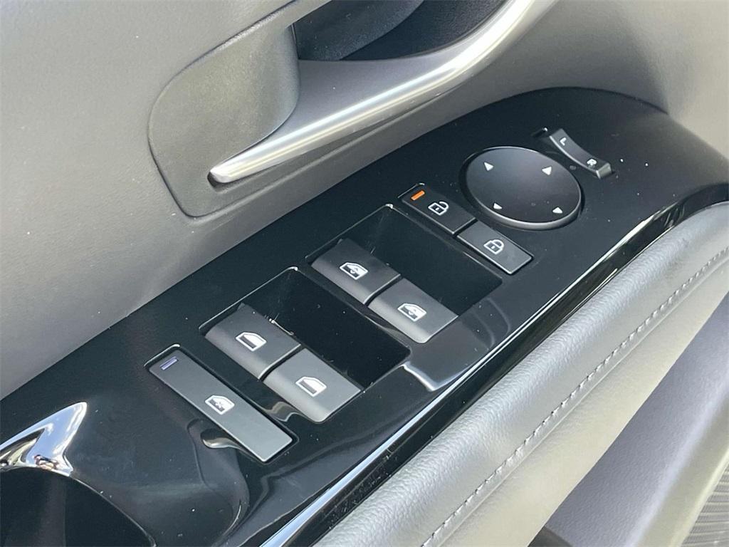 new 2025 Hyundai SANTA CRUZ car, priced at $32,672