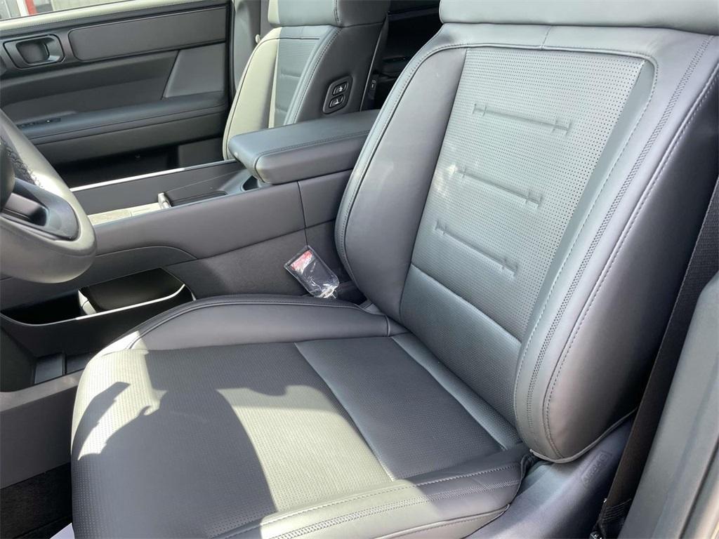 new 2025 Hyundai SANTA FE HEV car, priced at $49,162