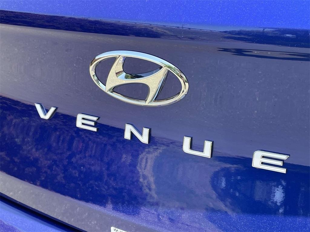 new 2025 Hyundai Venue car, priced at $21,674