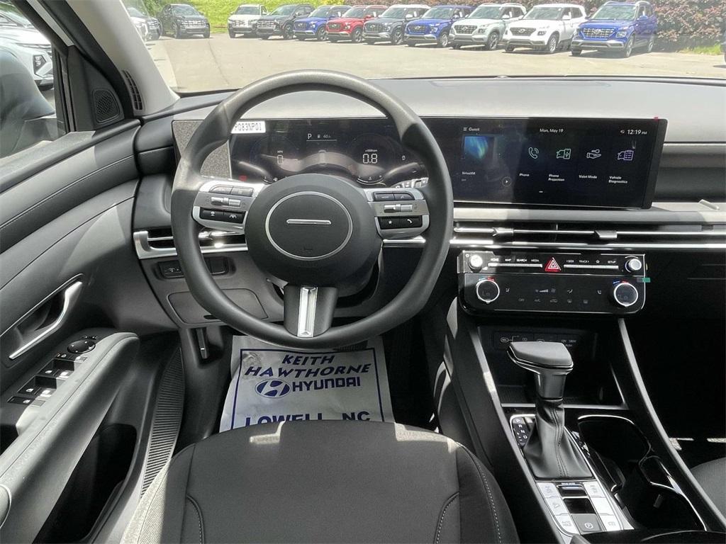 new 2025 Hyundai Tucson car, priced at $33,377
