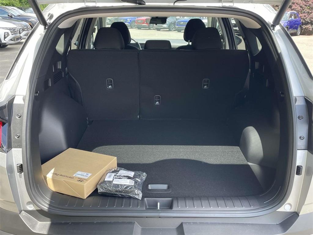 new 2025 Hyundai Tucson car, priced at $33,377