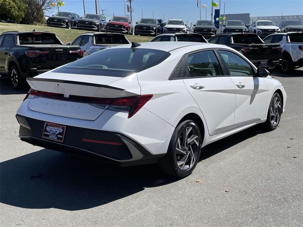 new 2025 Hyundai Elantra car, priced at $24,723