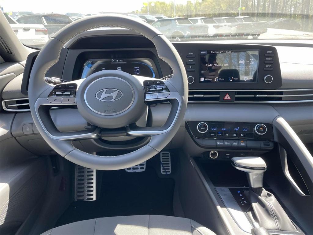 new 2025 Hyundai Elantra car, priced at $24,723