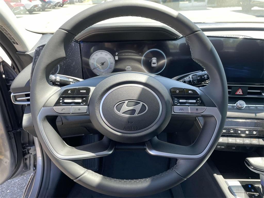 new 2025 Hyundai Elantra car, priced at $26,883