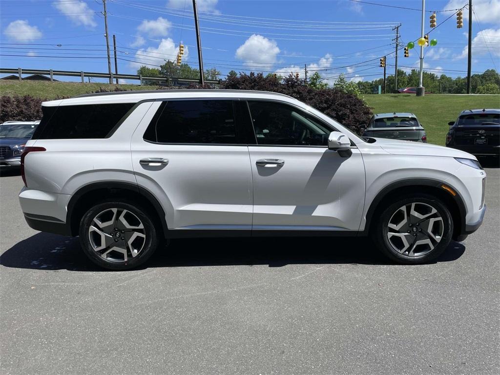 new 2025 Hyundai Palisade car, priced at $47,815