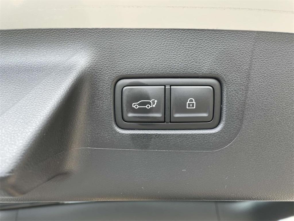 new 2025 Hyundai Santa Fe car, priced at $39,372