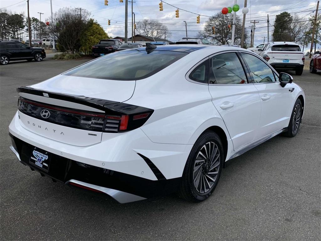 used 2025 Hyundai Sonata Hybrid car, priced at $38,000