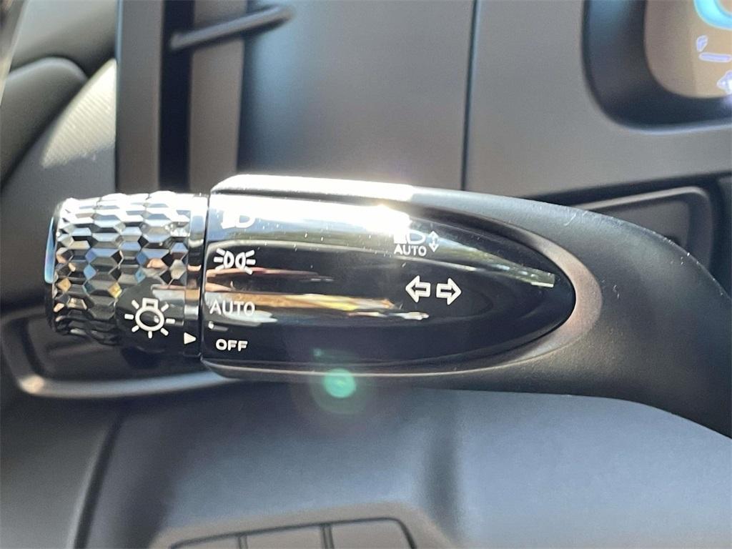 new 2025 Hyundai Elantra car, priced at $21,984