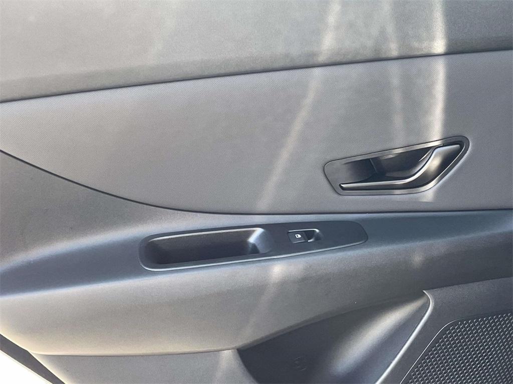 new 2025 Hyundai Elantra car, priced at $21,984