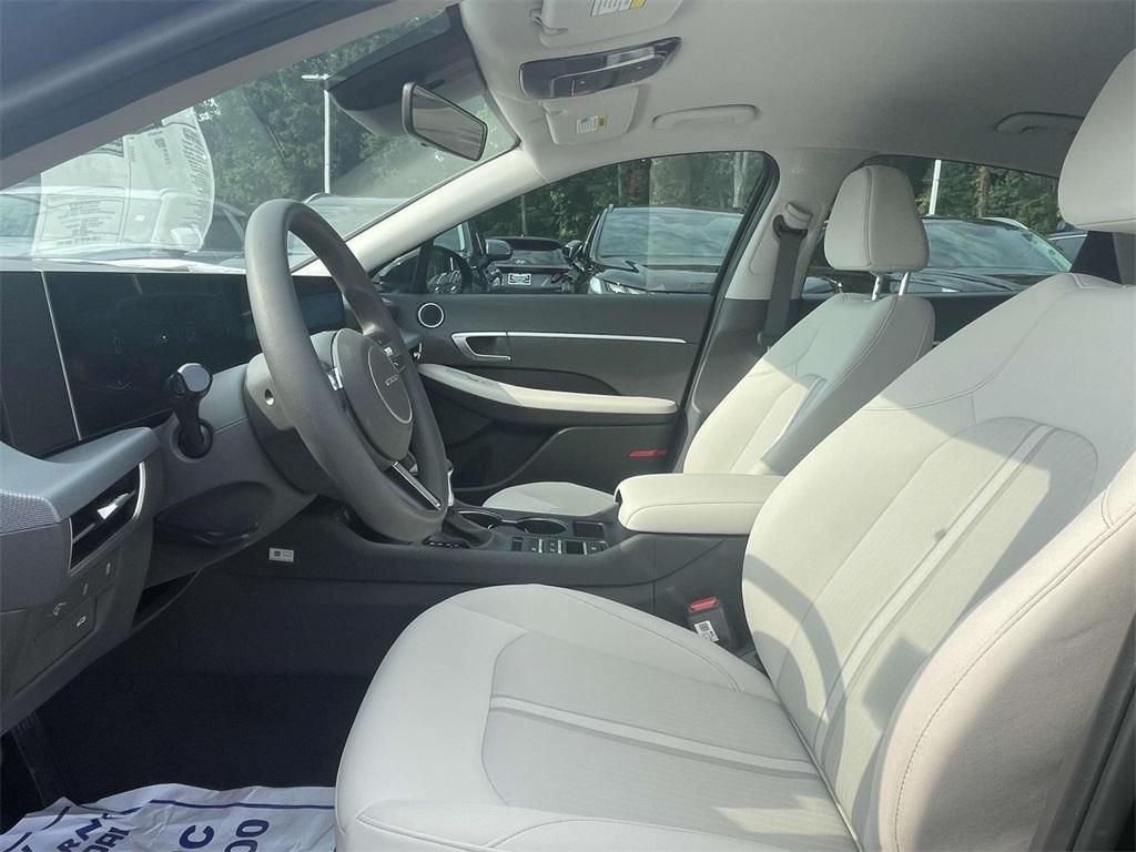 new 2025 Hyundai Sonata car, priced at $27,620