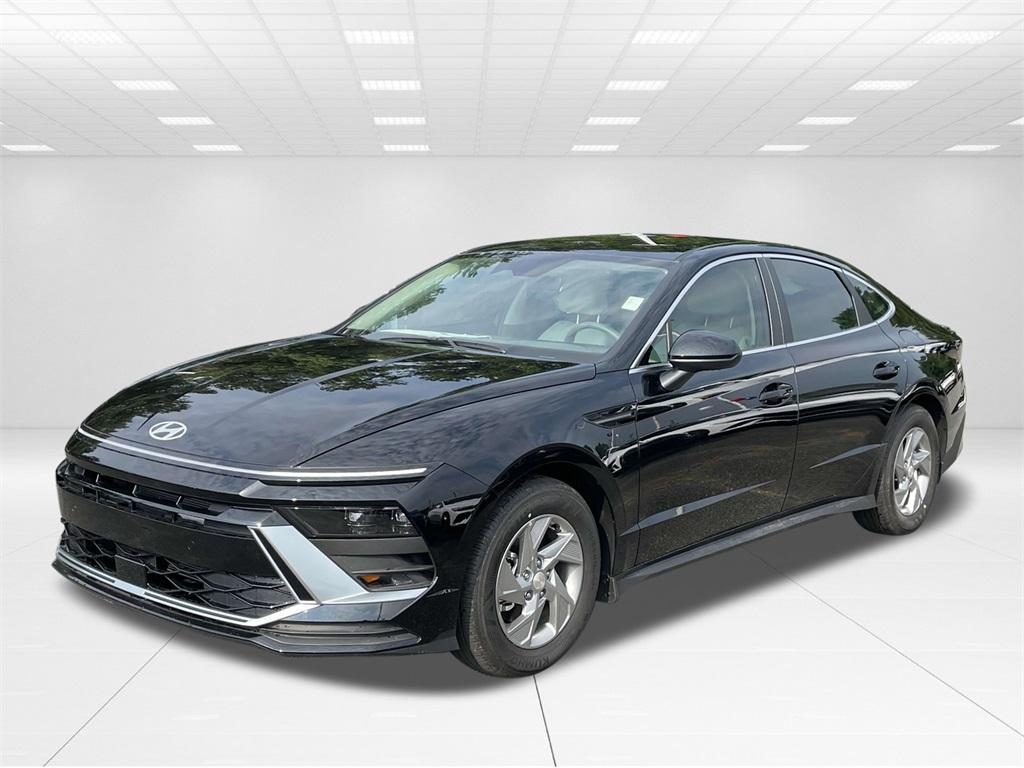 new 2025 Hyundai Sonata car, priced at $27,620