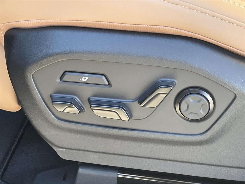 new 2026 Hyundai SANTA FE HEV car, priced at $52,540