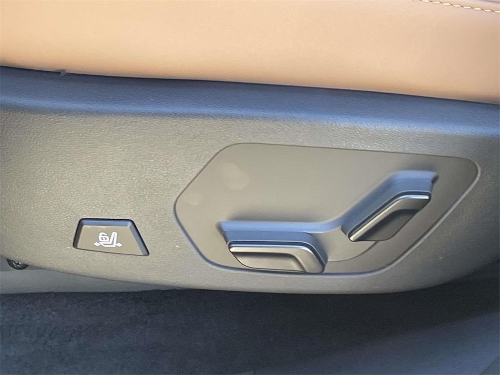 new 2026 Hyundai SANTA FE HEV car, priced at $52,540