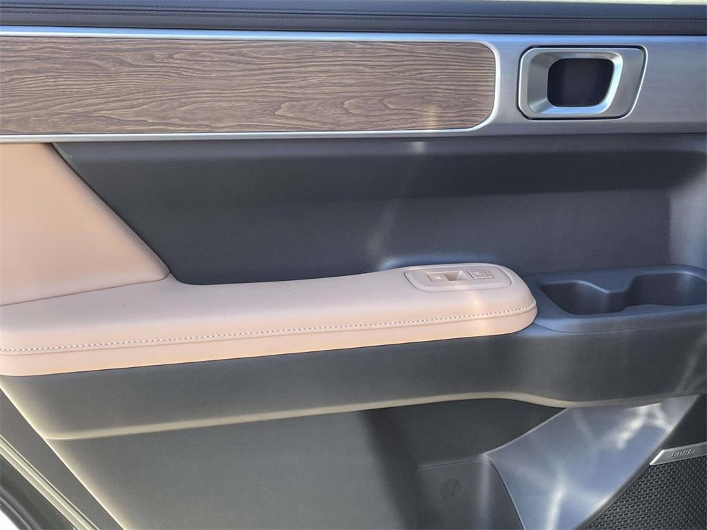 new 2026 Hyundai SANTA FE HEV car, priced at $52,540