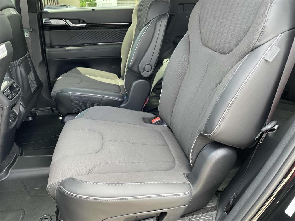 new 2025 Hyundai Palisade car, priced at $56,655