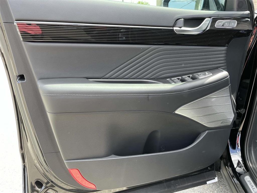 new 2025 Hyundai Palisade car, priced at $56,655