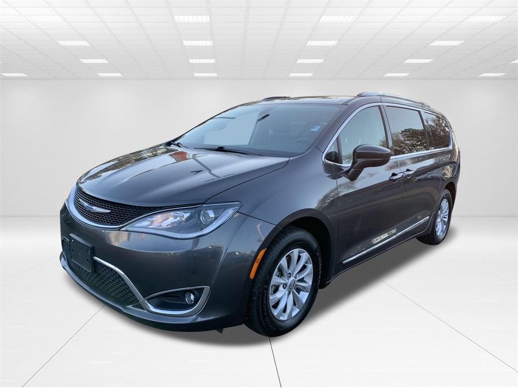 used 2019 Chrysler Pacifica car, priced at $16,579