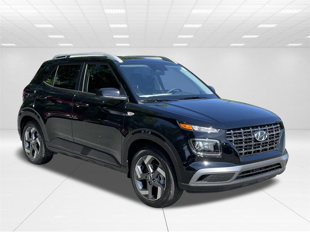 new 2025 Hyundai Venue car, priced at $23,716