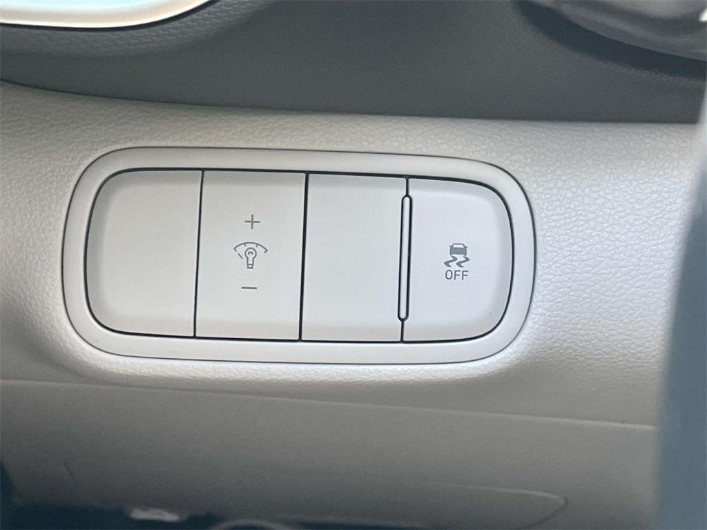 new 2025 Hyundai Venue car, priced at $23,716
