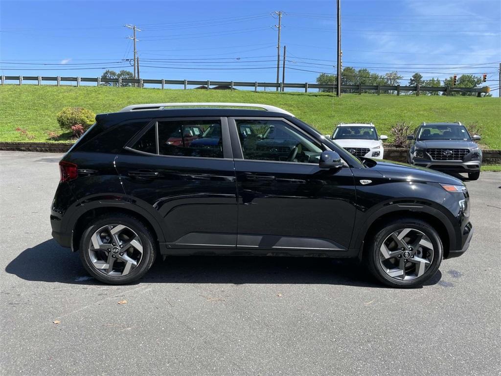 new 2025 Hyundai Venue car, priced at $23,716
