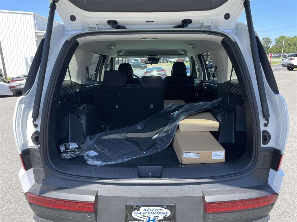 new 2025 Hyundai Santa Fe car, priced at $35,703