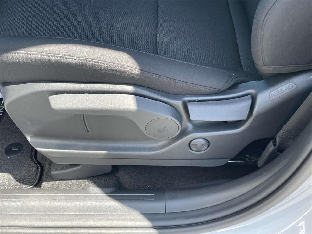 new 2025 Hyundai Santa Fe car, priced at $35,703