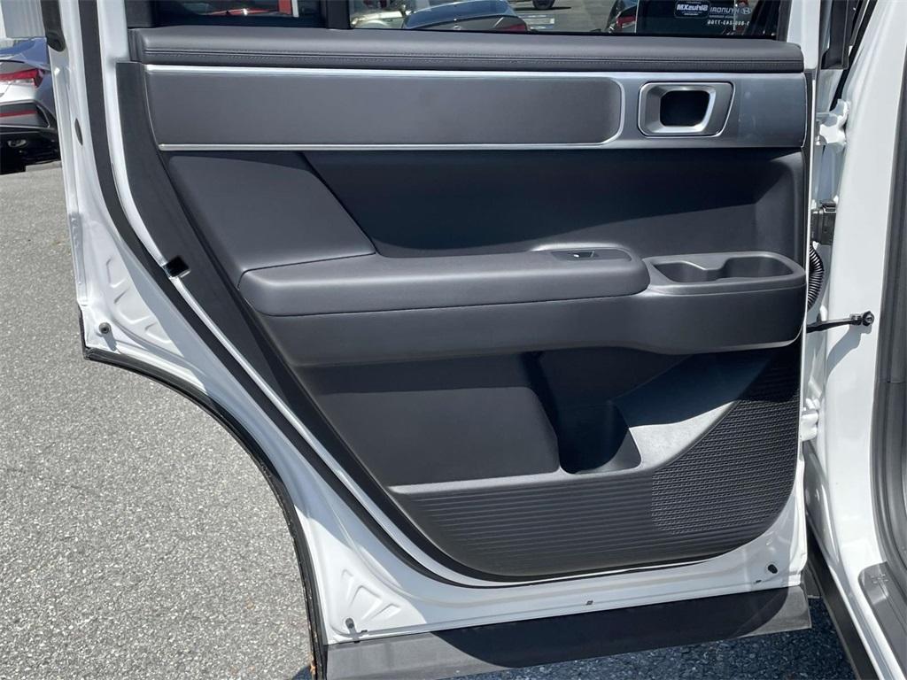 new 2025 Hyundai Santa Fe car, priced at $35,703