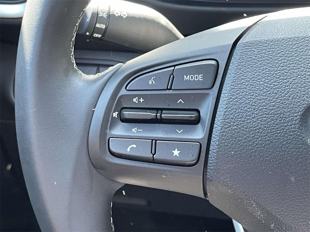 used 2025 Hyundai Venue car, priced at $22,713