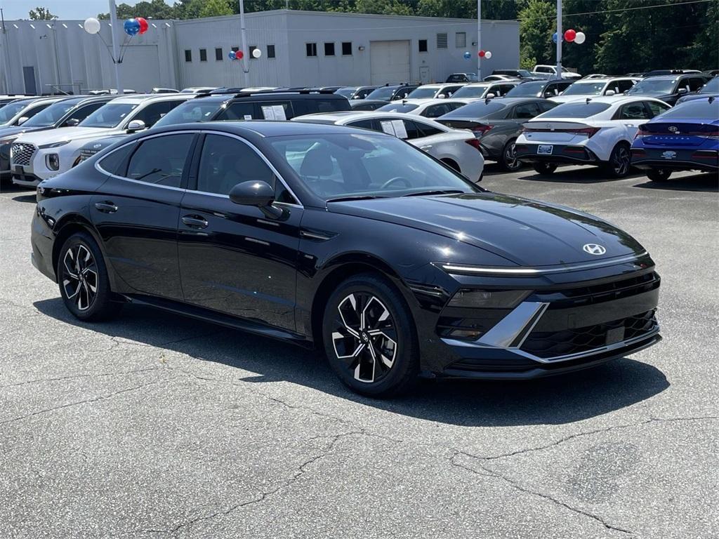 used 2024 Hyundai Sonata car, priced at $27,716