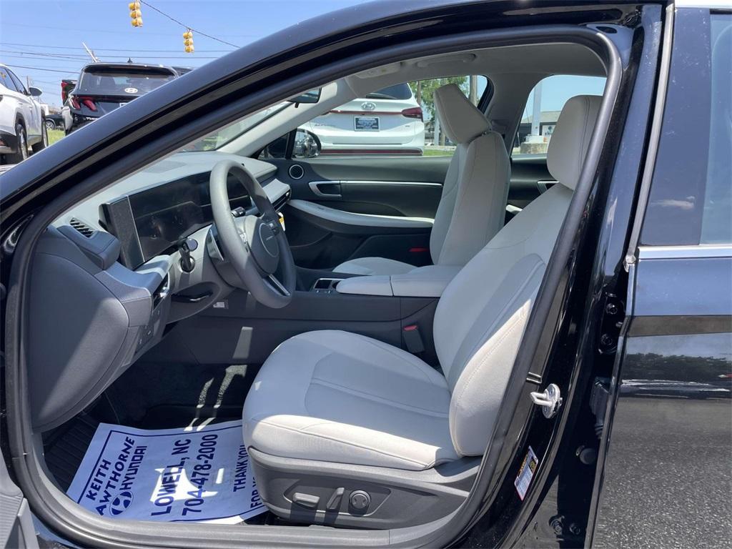 used 2024 Hyundai Sonata car, priced at $27,610