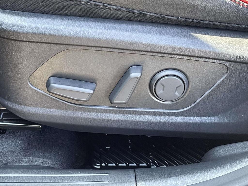 new 2025 Hyundai TUCSON Hybrid car, priced at $37,470