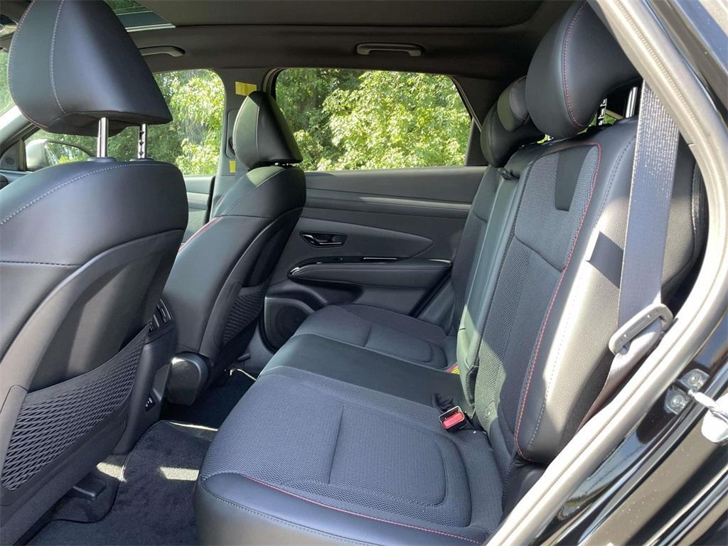 new 2025 Hyundai TUCSON Hybrid car, priced at $37,470