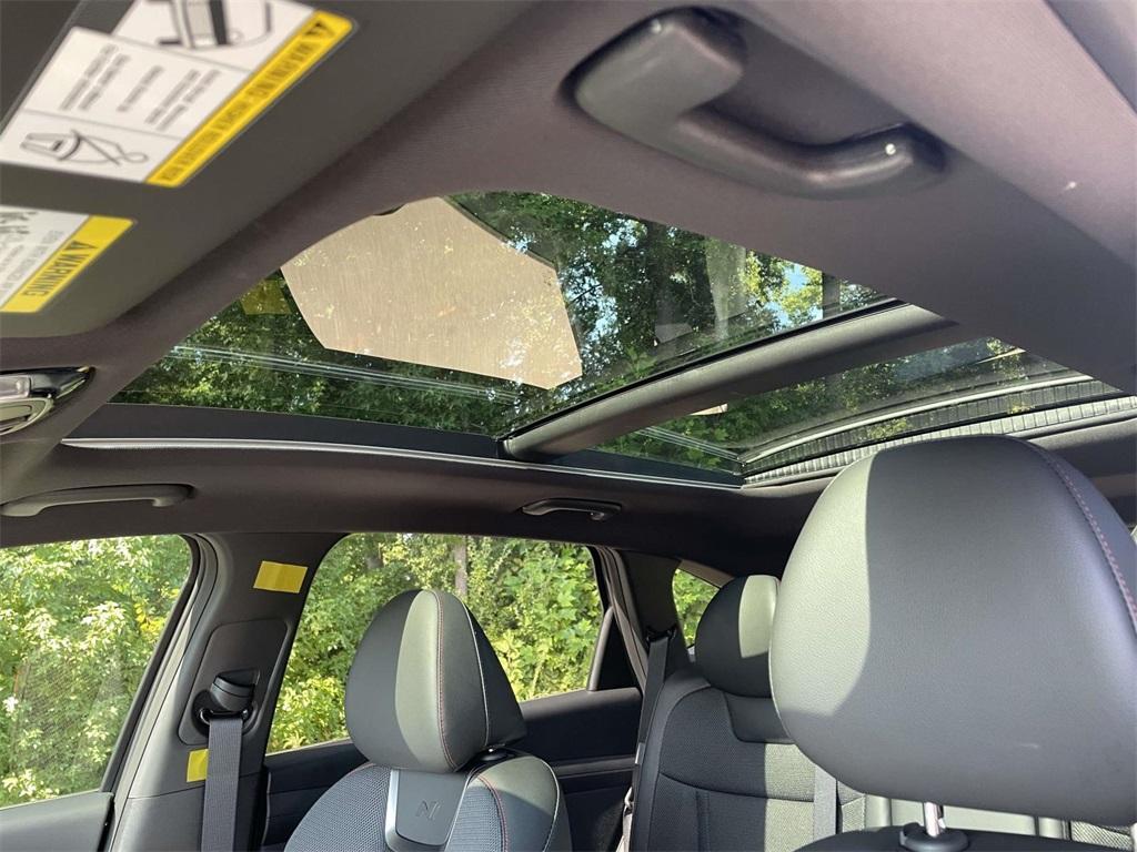 new 2025 Hyundai TUCSON Hybrid car, priced at $37,470