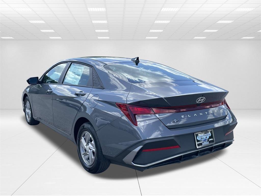 new 2025 Hyundai Elantra car, priced at $23,586
