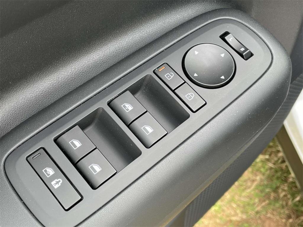 new 2025 Hyundai Santa Fe car, priced at $35,476