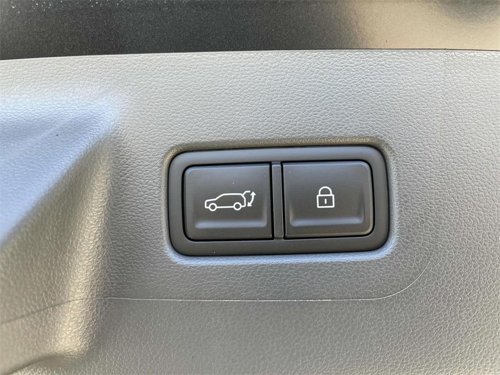new 2025 Hyundai Santa Fe car, priced at $39,580