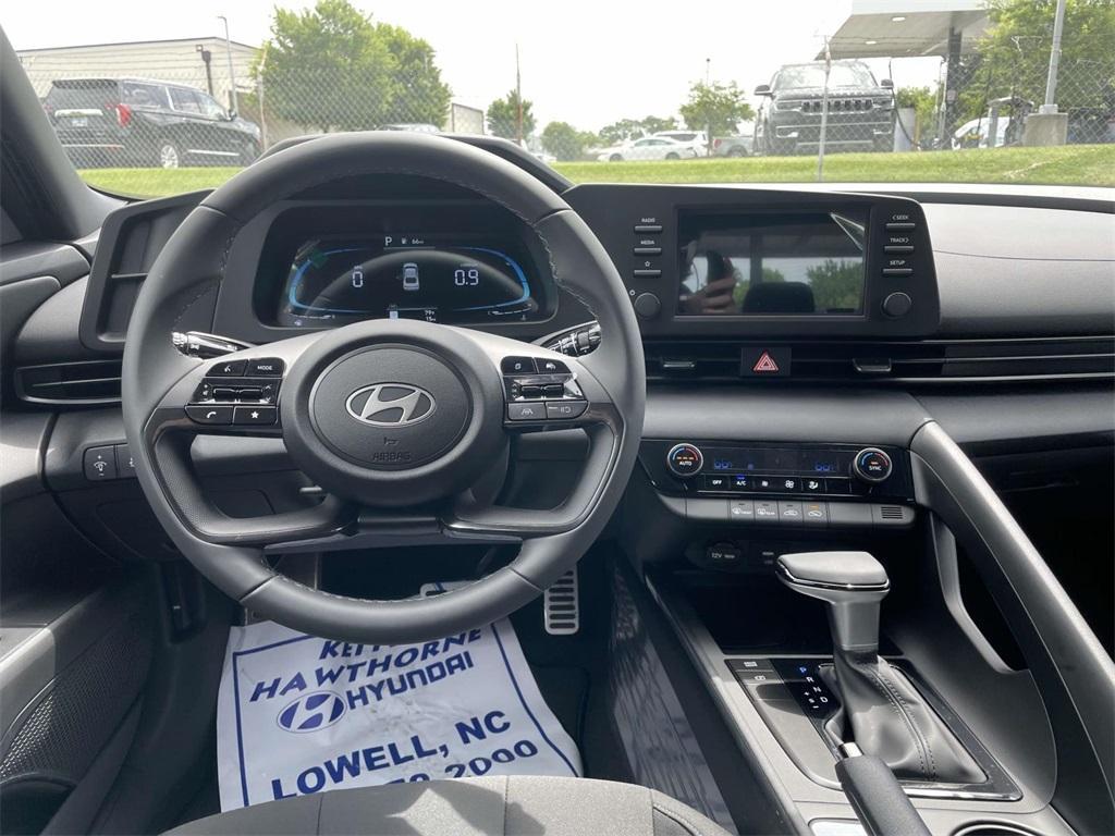 new 2025 Hyundai Elantra car, priced at $24,354