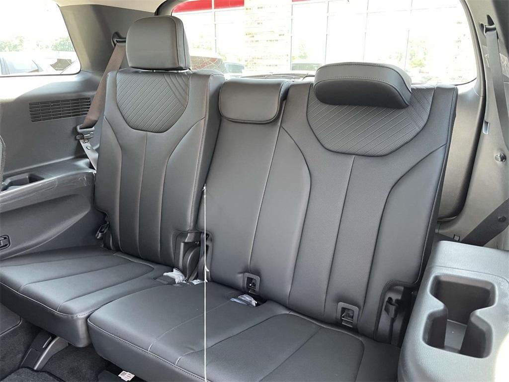 new 2025 Hyundai Palisade car, priced at $40,418