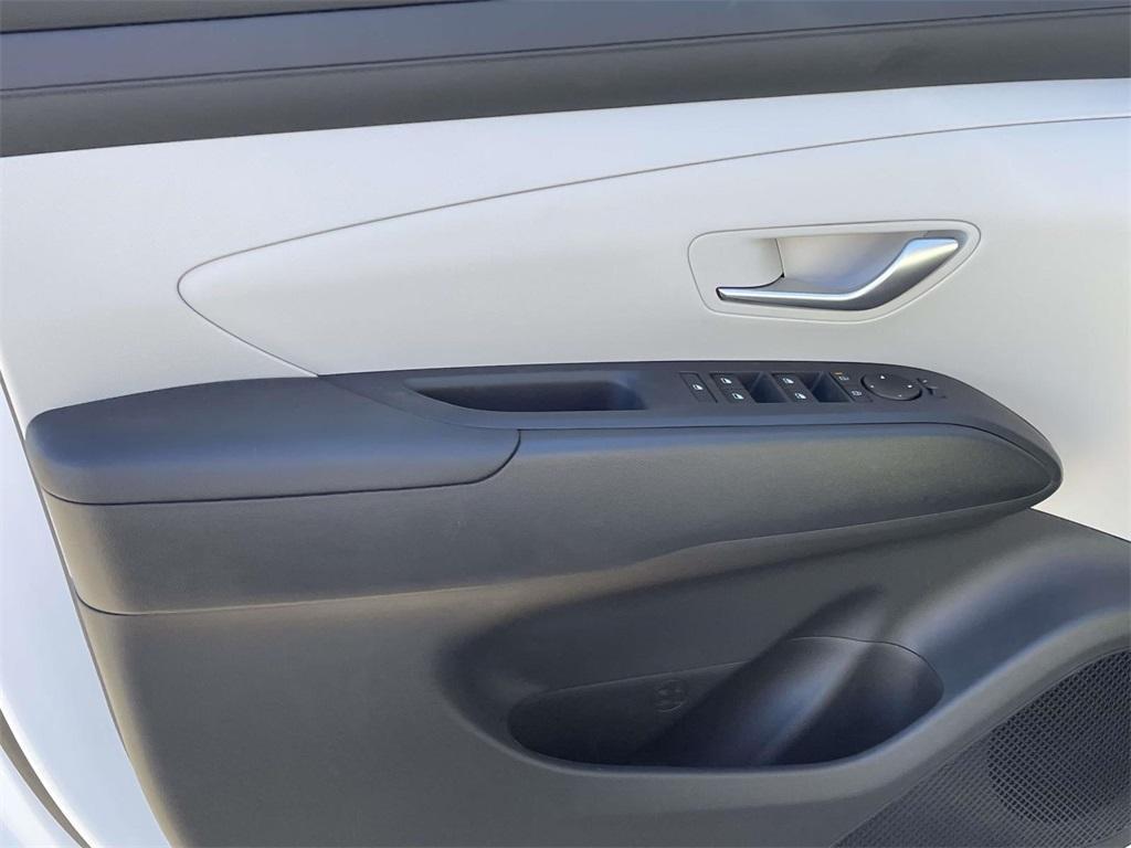 new 2026 Hyundai TUCSON Hybrid car, priced at $36,044