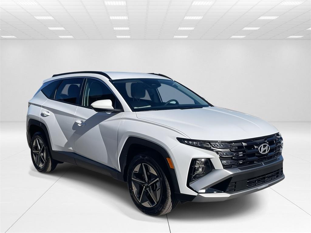 new 2026 Hyundai TUCSON Hybrid car, priced at $36,044