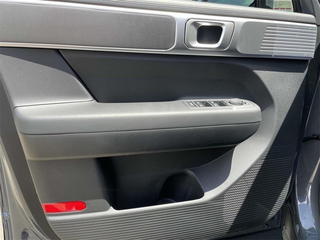 new 2025 Hyundai Santa Fe car, priced at $36,889