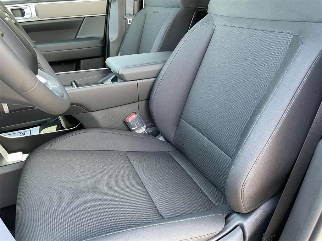 new 2025 Hyundai Santa Fe car, priced at $36,889