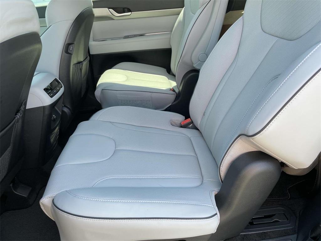 new 2025 Hyundai Palisade car, priced at $42,747