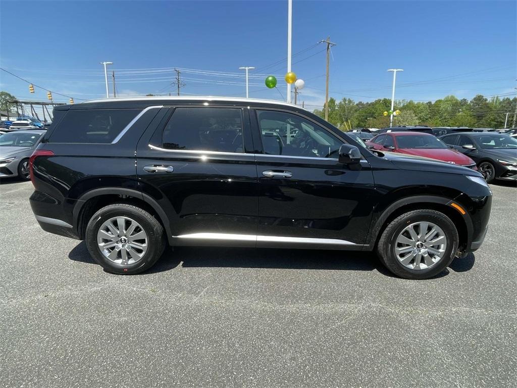 new 2025 Hyundai Palisade car, priced at $42,747