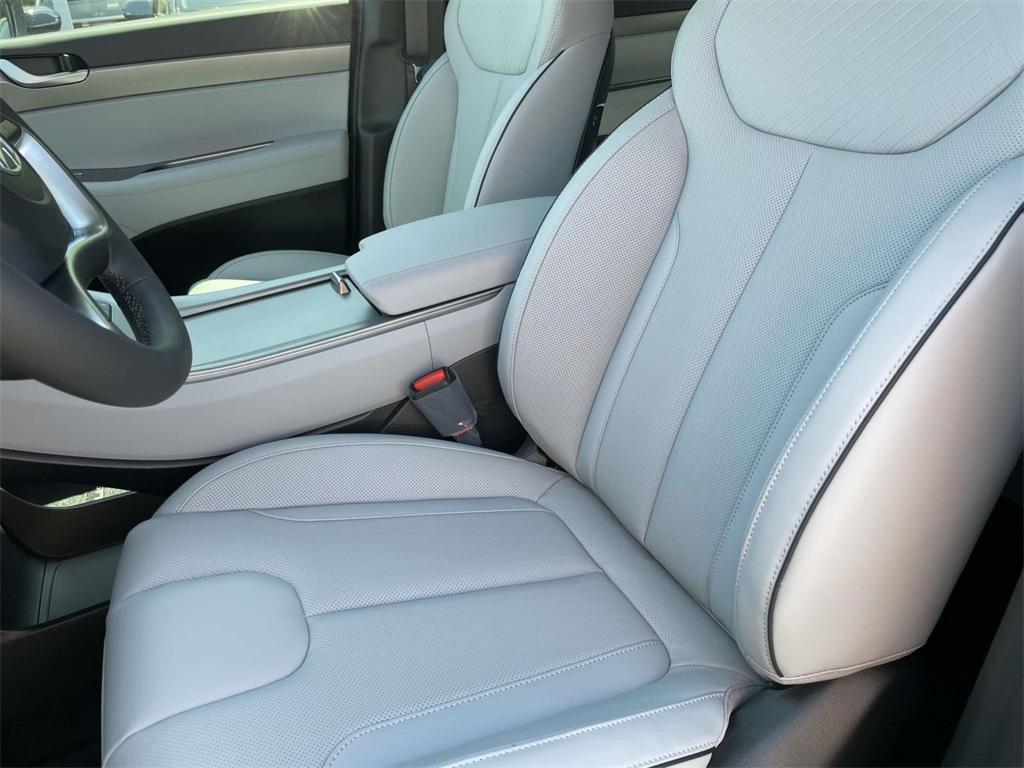 new 2025 Hyundai Palisade car, priced at $42,747