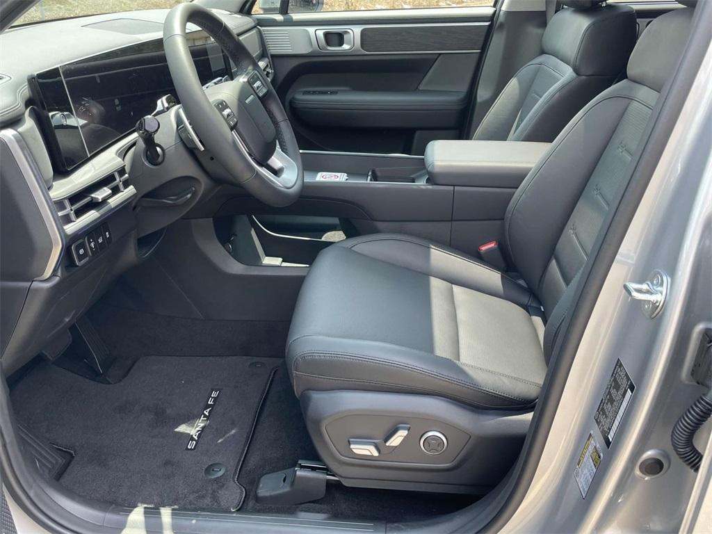 new 2025 Hyundai Santa Fe car, priced at $43,984