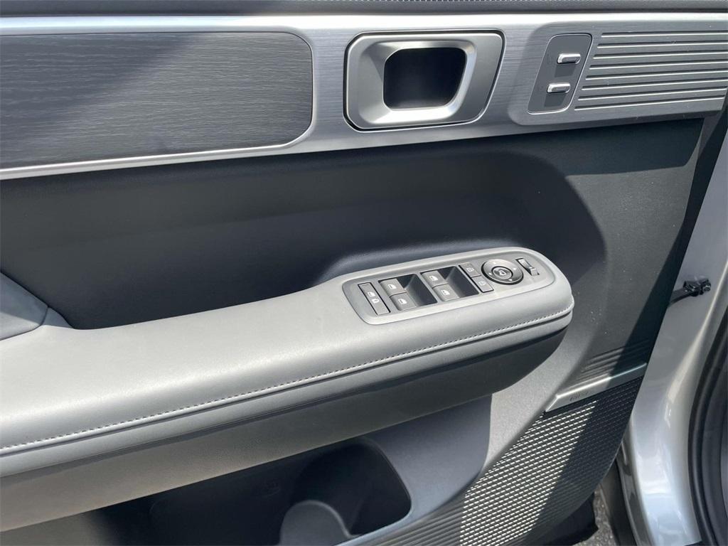 new 2025 Hyundai Santa Fe car, priced at $43,984